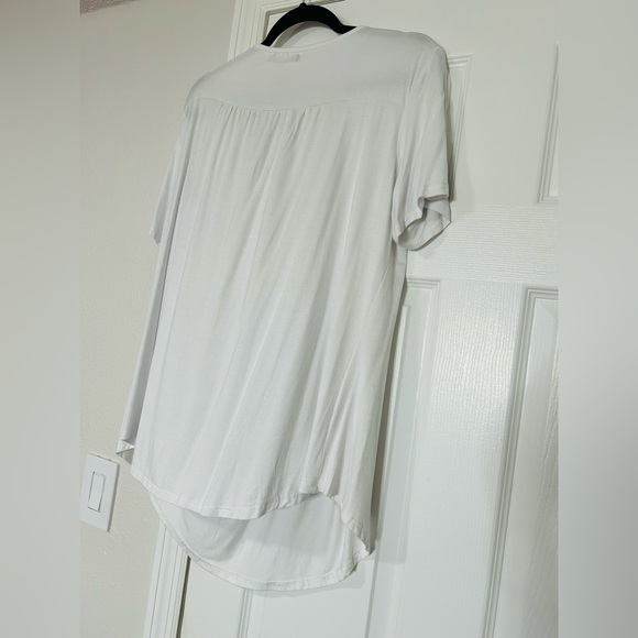 Blouse 🏷️ - Picture 3 of 4